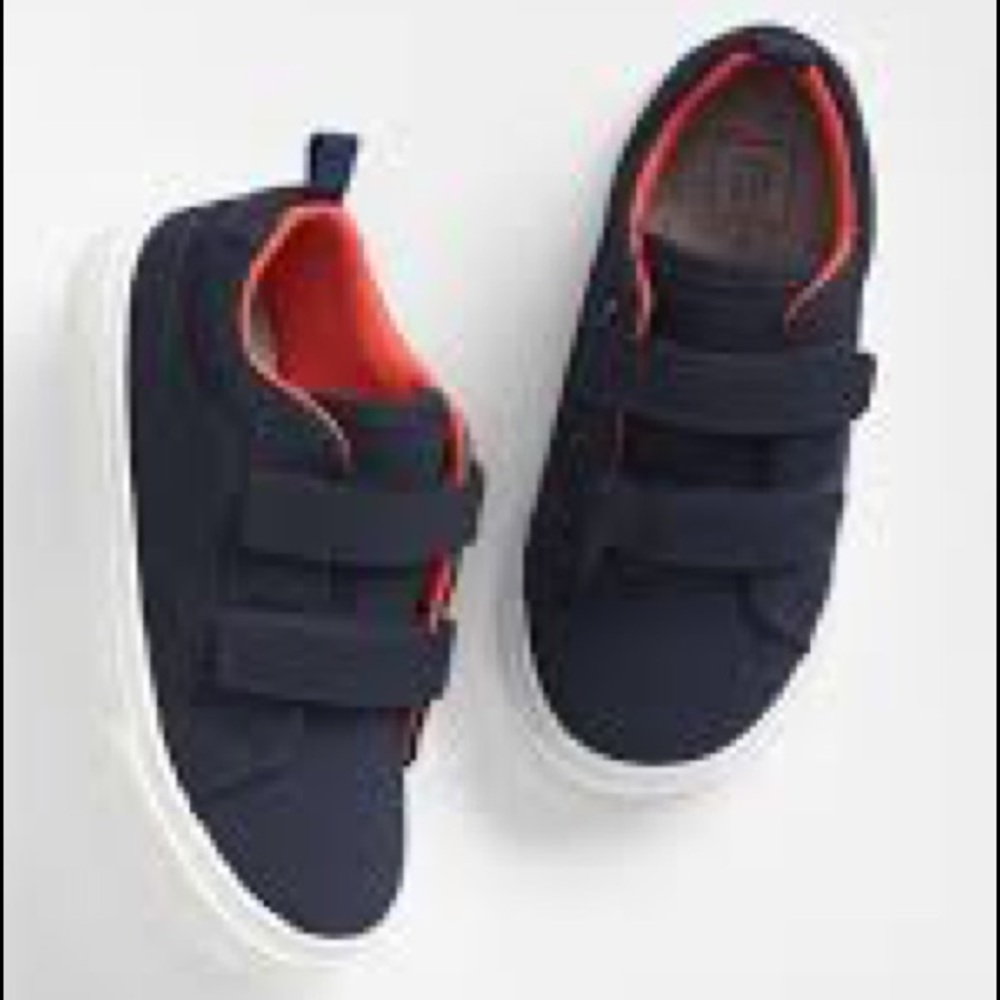 GAP Toddler Navy Velcro Sneakers